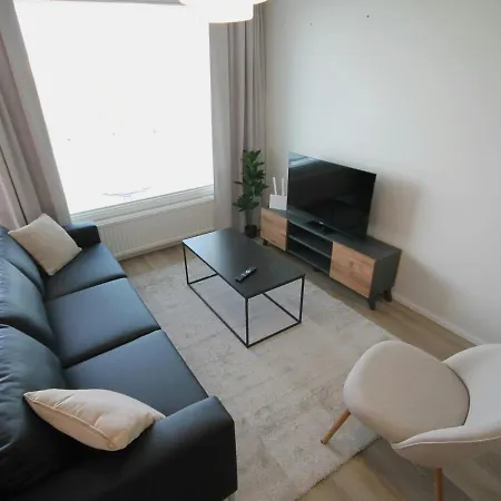 Апартаменты Spacious For 5