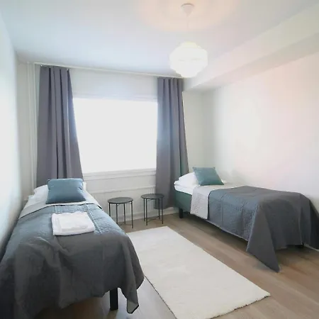 Spacious For 5 *